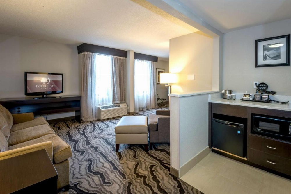 DoubleTree By Hilton Montgomery Downtown